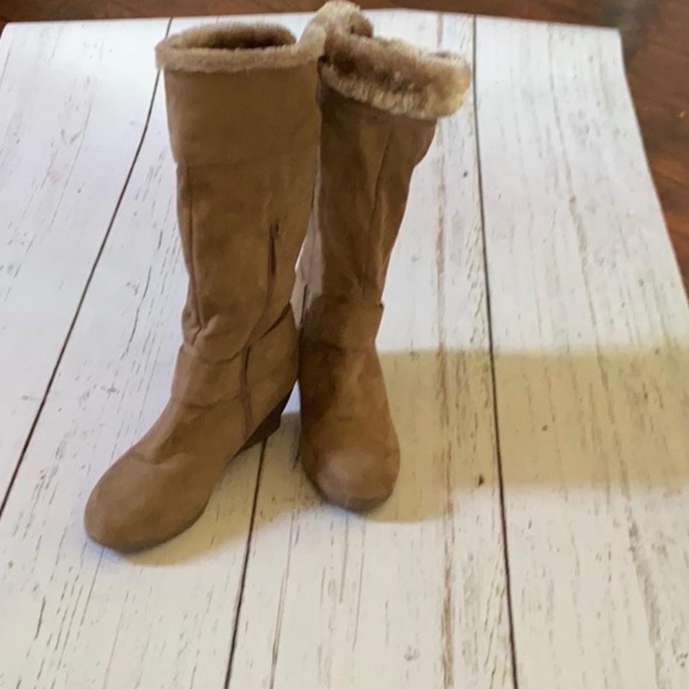 Adorable boots